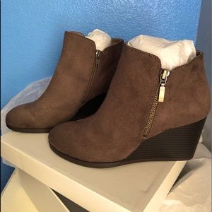 Style & Co Double Zipper Ankle Booties Size 7.5